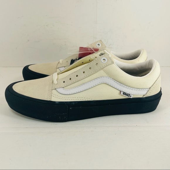 Vans Old Skool Pro Classic White/Black Sneaker Size 9 Women - Picture 3 of 9